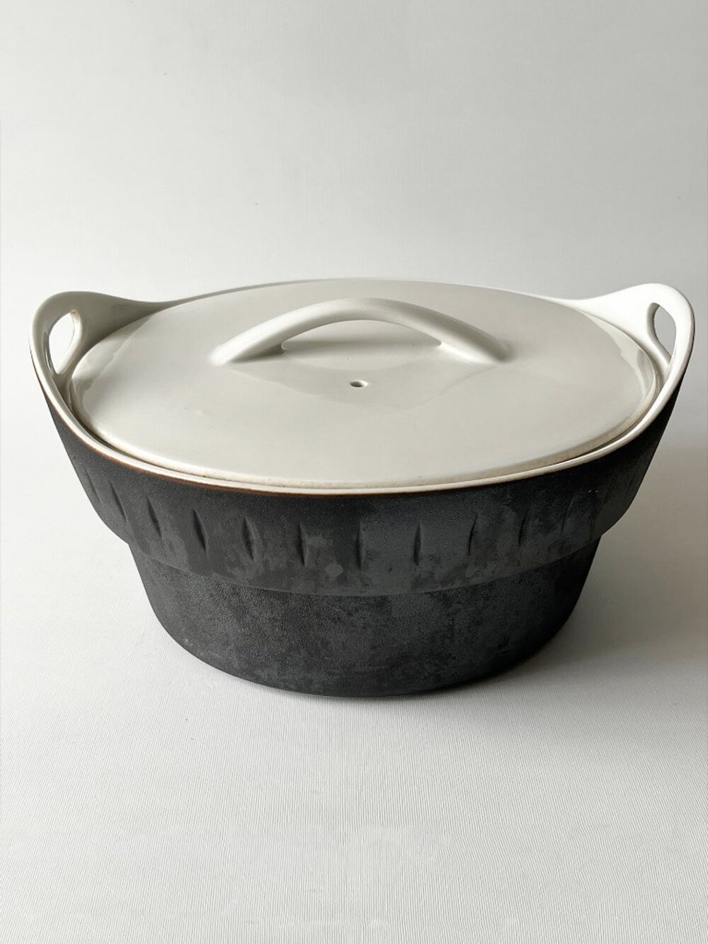 RARE Ernest Sohn Creations Esquire Lidded Casserole Dish 9" Black White Ceramic
